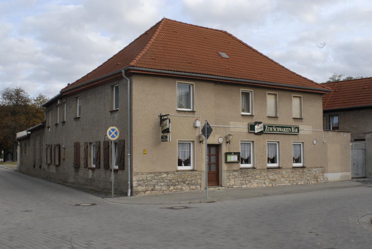 Gasthaus ,,Zum Schwarzen Baer" Gusten Εξωτερικό φωτογραφία